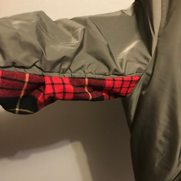 Kendall + Kylie  Green Bomber Jacket - Picture 2 of 3